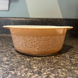 PYREX Woodland Casserole 472B